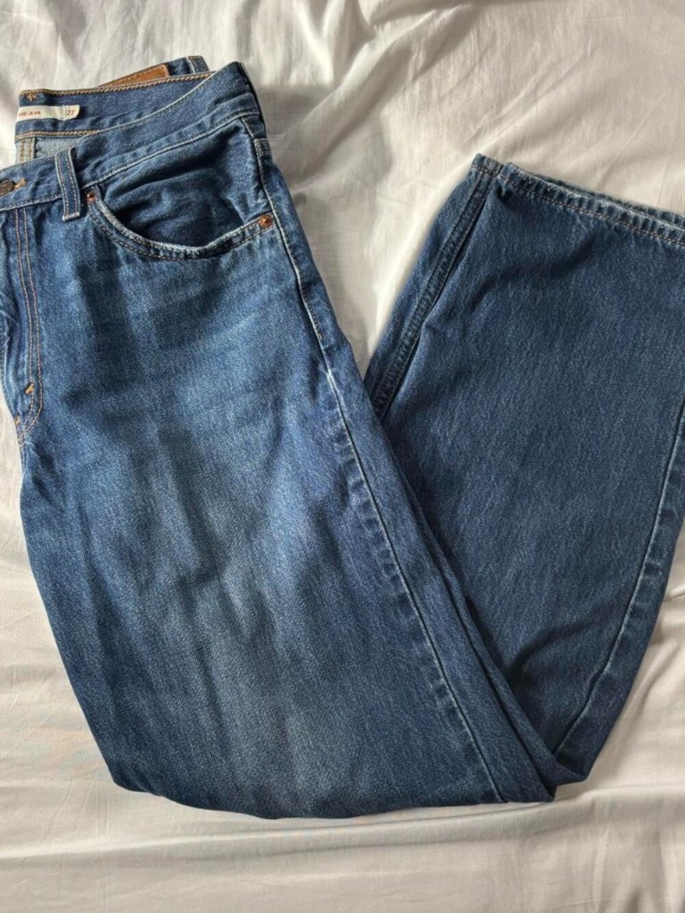 levi’s dad jean in a medium wash